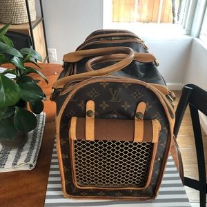 Louis Vuitton Sac Chien pet carrier